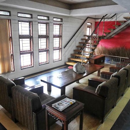 Rumah Tawa Hotel Syariah Bandung Exterior photo