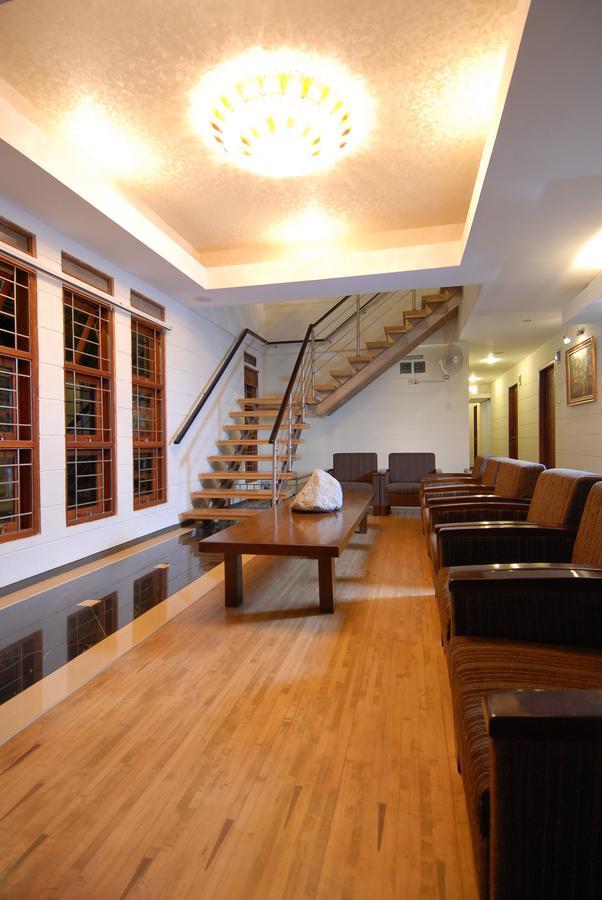 Rumah Tawa Hotel Syariah Bandung Exterior photo