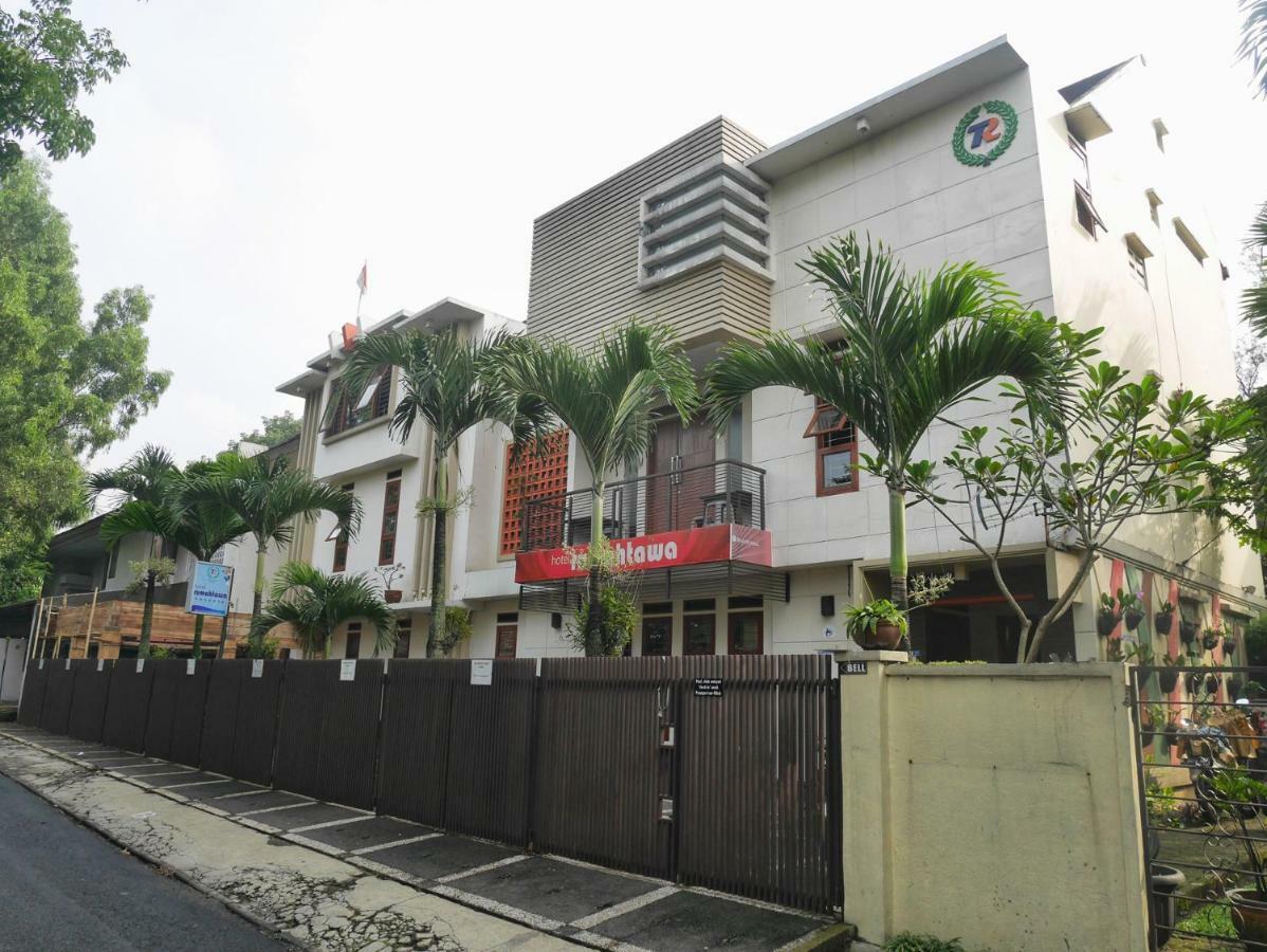 Rumah Tawa Hotel Syariah Bandung Exterior photo