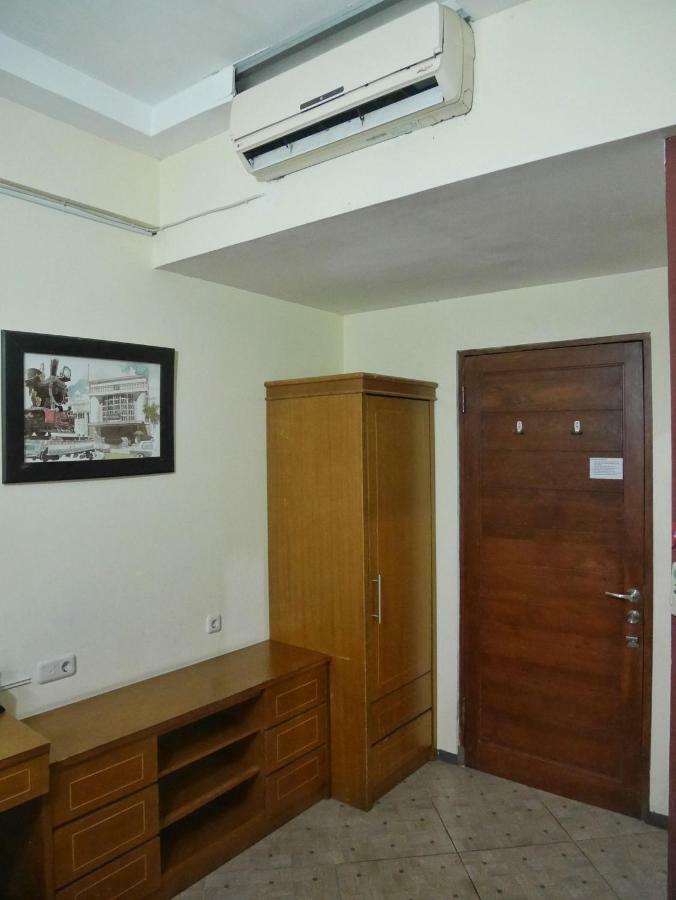 Rumah Tawa Hotel Syariah Bandung Exterior photo